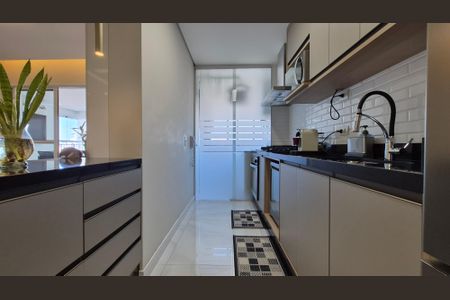 Apartamento à venda com 113m², 3 quartos e 2 vagas Apartamento à venda com 113m², 3 quartos e 2 vagasCozinha