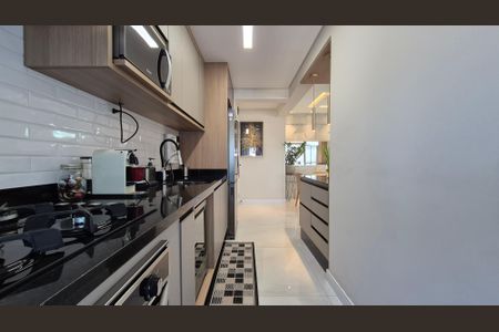 Apartamento à venda com 113m², 3 quartos e 2 vagas Apartamento à venda com 113m², 3 quartos e 2 vagasCozinha