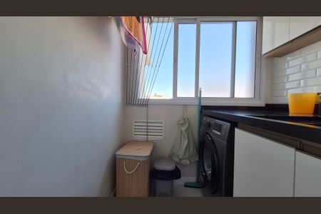 Apartamento à venda com 113m², 3 quartos e 2 vagas Apartamento à venda com 113m², 3 quartos e 2 vagasÁrea de serviço