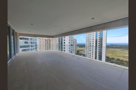 Apartamento à venda com 384m², 4 quartos e 5 vagas Apartamento à venda com 384m², 4 quartos e 5 vagasVaranda Sala