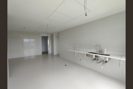 Apartamento à venda com 384m², 4 quartos e 5 vagas Apartamento à venda com 384m², 4 quartos e 5 vagasCozinha
