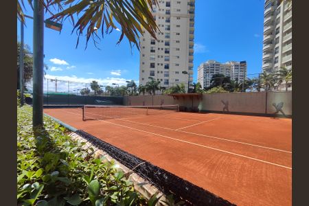 Apartamento à venda com 384m², 4 quartos e 5 vagas Apartamento à venda com 384m², 4 quartos e 5 vagasÁrea Comum Quadra