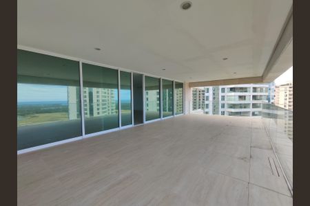 Apartamento à venda com 384m², 4 quartos e 5 vagas Apartamento à venda com 384m², 4 quartos e 5 vagasVaranda Sala