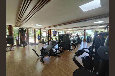 Apartamento à venda com 384m², 4 quartos e 5 vagas Apartamento à venda com 384m², 4 quartos e 5 vagasÁrea Comum Academia