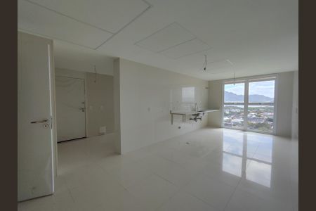 Apartamento à venda com 384m², 4 quartos e 5 vagas Apartamento à venda com 384m², 4 quartos e 5 vagasCozinha
