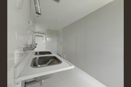 Apartamento à venda com 384m², 4 quartos e 5 vagas Apartamento à venda com 384m², 4 quartos e 5 vagasÁrea de Serviço