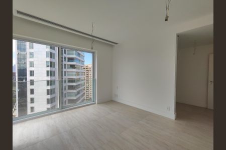 Apartamento à venda com 384m², 4 quartos e 5 vagas Apartamento à venda com 384m², 4 quartos e 5 vagasSuíte 3