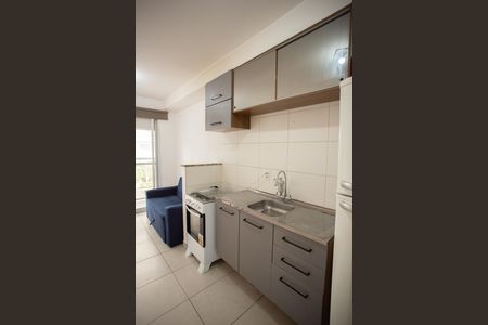 Cozinha de apartamento para alugar com 1 quarto, 29m² em Vila Romana, São Paulo