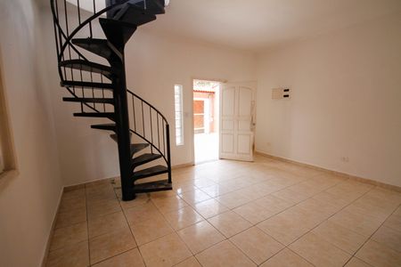 Casa para alugar com 254m², 4 quartos e 3 vagasSala