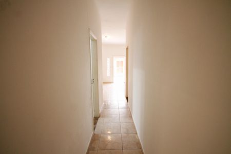 Casa para alugar com 254m², 4 quartos e 3 vagasBanheiro