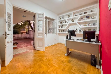 Casa para alugar com 205m², 3 quartos e 1 vaga Casa para alugar com 205m², 3 quartos e 1 vagaSala