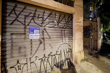 Casa para alugar com 205m², 3 quartos e 1 vaga Casa para alugar com 205m², 3 quartos e 1 vagaFachada e Plaquinha