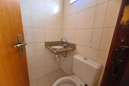 Casa de condomínio à venda com 70m², 3 quartos e 1 vagaBanheiro da Suíte