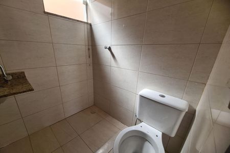 Casa de condomínio à venda com 70m², 3 quartos e 1 vagaBanheiro