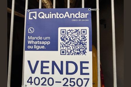 Casa à venda com 200m², 4 quartos e 2 vagas Casa à venda com 200m², 4 quartos e 2 vagasPlaca