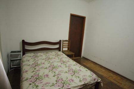 Casa à venda com 200m², 4 quartos e 2 vagasQuarto 2 