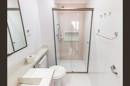 Apartamento à venda com 115m², 3 quartos e 2 vagas Apartamento à venda com 115m², 3 quartos e 2 vagasBanheiro da Suíte 2