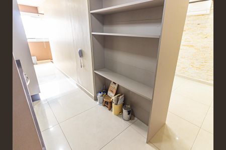 Apartamento à venda com 115m², 3 quartos e 2 vagas Apartamento à venda com 115m², 3 quartos e 2 vagasCozinha