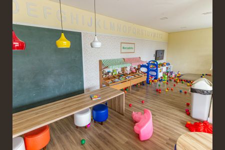 Apartamento à venda com 115m², 3 quartos e 2 vagas Apartamento à venda com 115m², 3 quartos e 2 vagasÁrea comum - Brinquedoteca