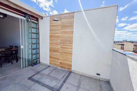 Apartamento à venda com 98m², 2 quartos e 2 vagasTerraço