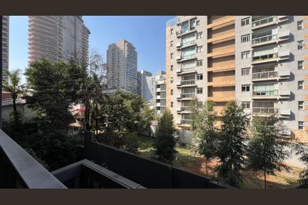 Studio para alugar com 34m², 1 quarto e sem vaga Studio para alugar com 34m², 1 quarto e sem vagaSacada