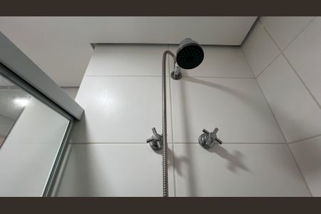 Studio para alugar com 34m², 1 quarto e sem vaga Studio para alugar com 34m², 1 quarto e sem vagaBanheiro Social