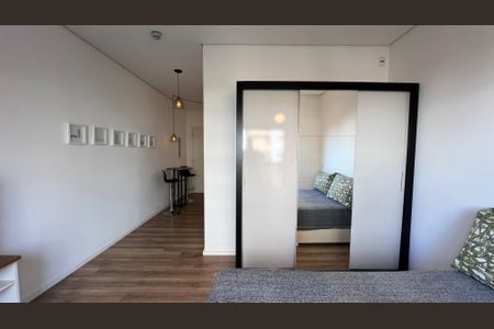 Studio para alugar com 34m², 1 quarto e sem vaga Studio para alugar com 34m², 1 quarto e sem vagaStudio