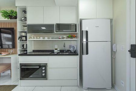 Studio para alugar com 27m², 1 quarto e 1 vaga Studio para alugar com 27m², 1 quarto e 1 vagaCozinha