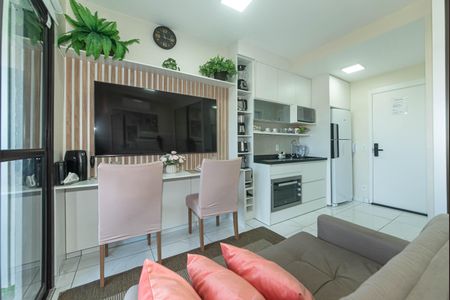Sala de kitnet/studio para alugar com 1 quarto, 27m² em Jardim das Acacias, São Paulo