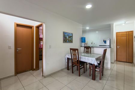 Apartamento para alugar com 92m², 2 quartos e 1 vaga Apartamento para alugar com 92m², 2 quartos e 1 vagaSala