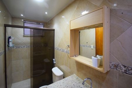 Apartamento para alugar com 65m², 2 quartos e 2 vagas Apartamento para alugar com 65m², 2 quartos e 2 vagasBanheiro