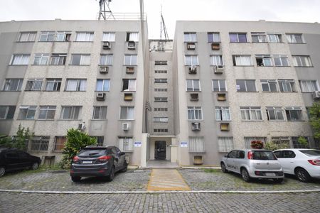 Apartamento para alugar com 65m², 2 quartos e 2 vagas Apartamento para alugar com 65m², 2 quartos e 2 vagasFachada do Prédio
