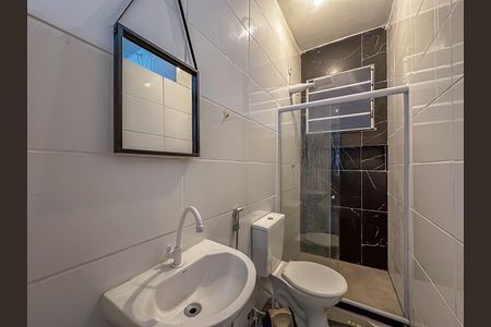 Apartamento para alugar com 32m², 1 quarto e sem vaga Apartamento para alugar com 32m², 1 quarto e sem vagaBanheiro social