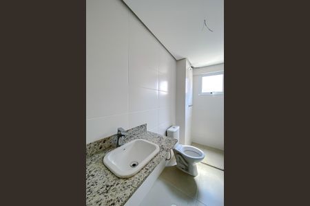 Apartamento à venda com 41m², 2 quartos e 1 vaga Apartamento à venda com 41m², 2 quartos e 1 vagaBanheiro Social