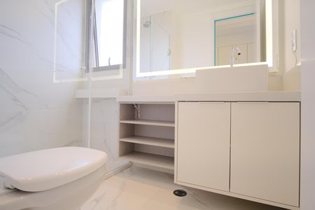 Apartamento à venda com 92m², 2 quartos e 2 vagasBanheiro da Suíte 1