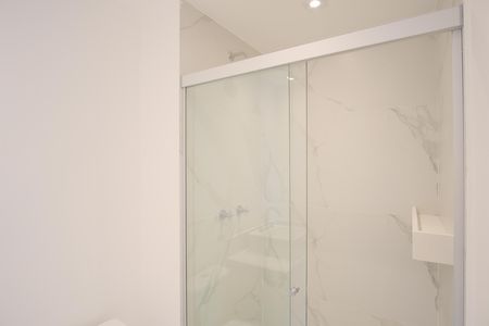 Apartamento à venda com 92m², 2 quartos e 2 vagasBanheiro da Suíte 2