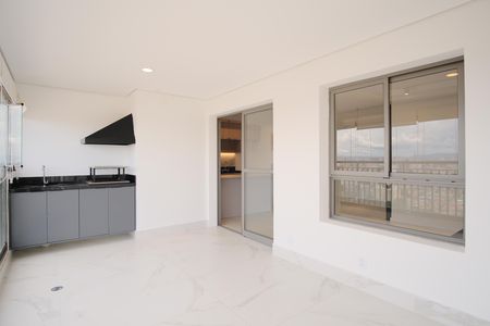 Apartamento à venda com 92m², 2 quartos e 2 vagasVaranda