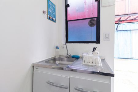 Studio de kitnet/studio para alugar com 1 quarto, 10m² em Vila Osasco, Osasco