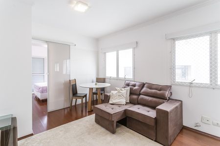 Sala de apartamento para alugar com 1 quarto, 40m² em Itaim Bibi, São Paulo