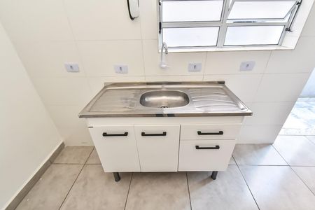 Casa para alugar com 36m², 1 quarto e sem vaga Casa para alugar com 36m², 1 quarto e sem vagaCozinha e Área de Serviço