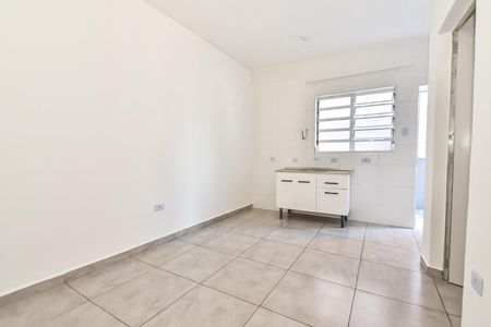 Casa para alugar com 36m², 1 quarto e sem vaga Casa para alugar com 36m², 1 quarto e sem vagaCozinha e Área de Serviço