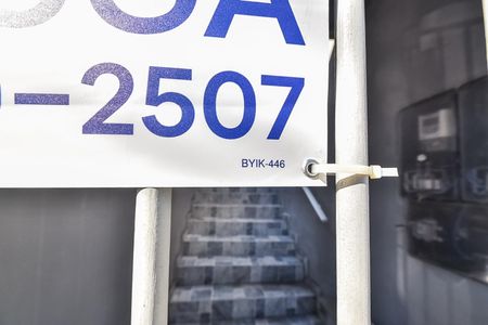 Casa para alugar com 36m², 1 quarto e sem vaga Casa para alugar com 36m², 1 quarto e sem vagaPlaquinha BYIK-446
