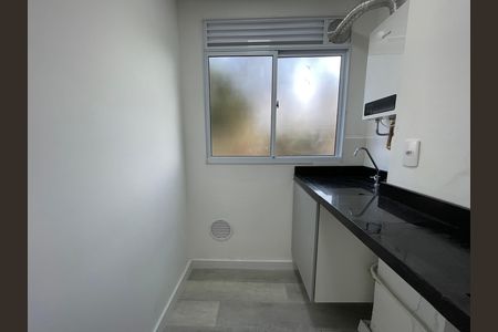 Apartamento para alugar com 41m², 2 quartos e 1 vaga Apartamento para alugar com 41m², 2 quartos e 1 vagaCozinha e Área de Serviço