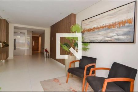 Apartamento à venda com 80m², 3 quartos e 2 vagasHall social