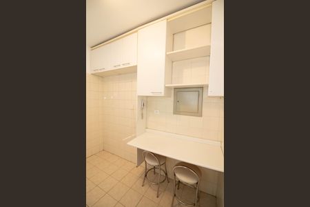 Apartamento à venda com 80m², 3 quartos e 2 vagasCozinha - Armários