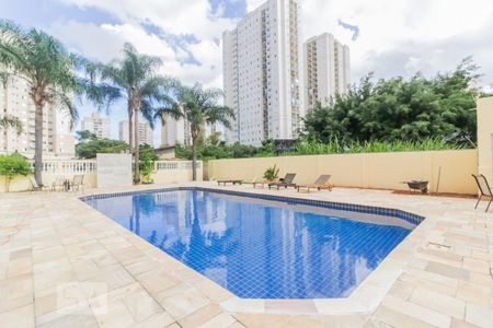 Apartamento à venda com 80m², 3 quartos e 2 vagasÁrea comum - Piscina