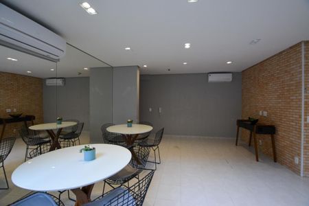 Apartamento para alugar com 45m², 1 quarto e 1 vaga