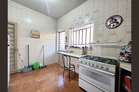 Casa à venda com 288m², 3 quartos e 1 vaga Casa à venda com 288m², 3 quartos e 1 vagaCozinha