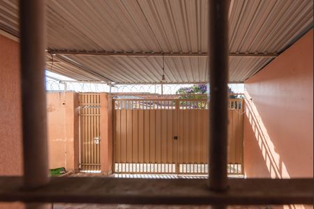 Casa à venda com 230m², 5 quartos e 6 vagas Casa à venda com 230m², 5 quartos e 6 vagasCasa 2- Vista do Quarto 2