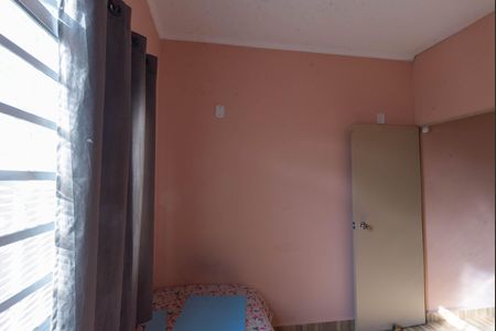 Casa à venda com 230m², 5 quartos e 6 vagas Casa à venda com 230m², 5 quartos e 6 vagasQuarto 1